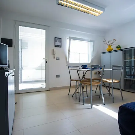Modern House Lejlighed Bari Sardo